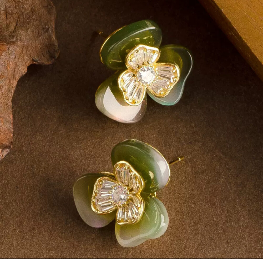 Shop Secondary Image