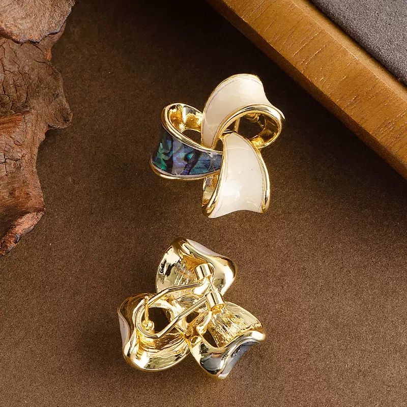 Shop Secondary Image